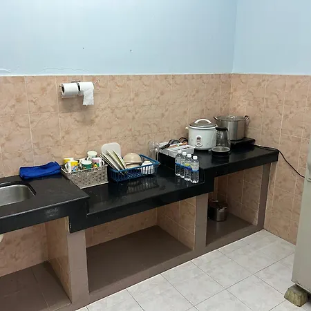 Serene Bukit Beruang Cottage 4 Rooms Full Aircond & Netflix By Ezyroom Melaka Ayer Keroh Exterior photo
